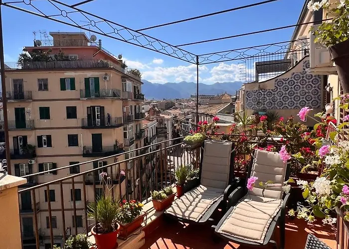 Kasa Kala & Palermo