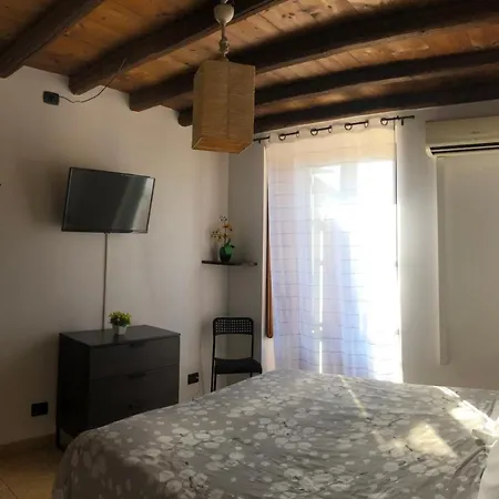 Kasa Kala & Casa de hóspedes 2*