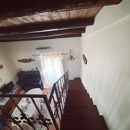 Casa de hóspedes Kasa Kala & 2*