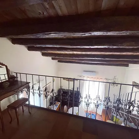 Kasa Kala & Casa de hóspedes 2*